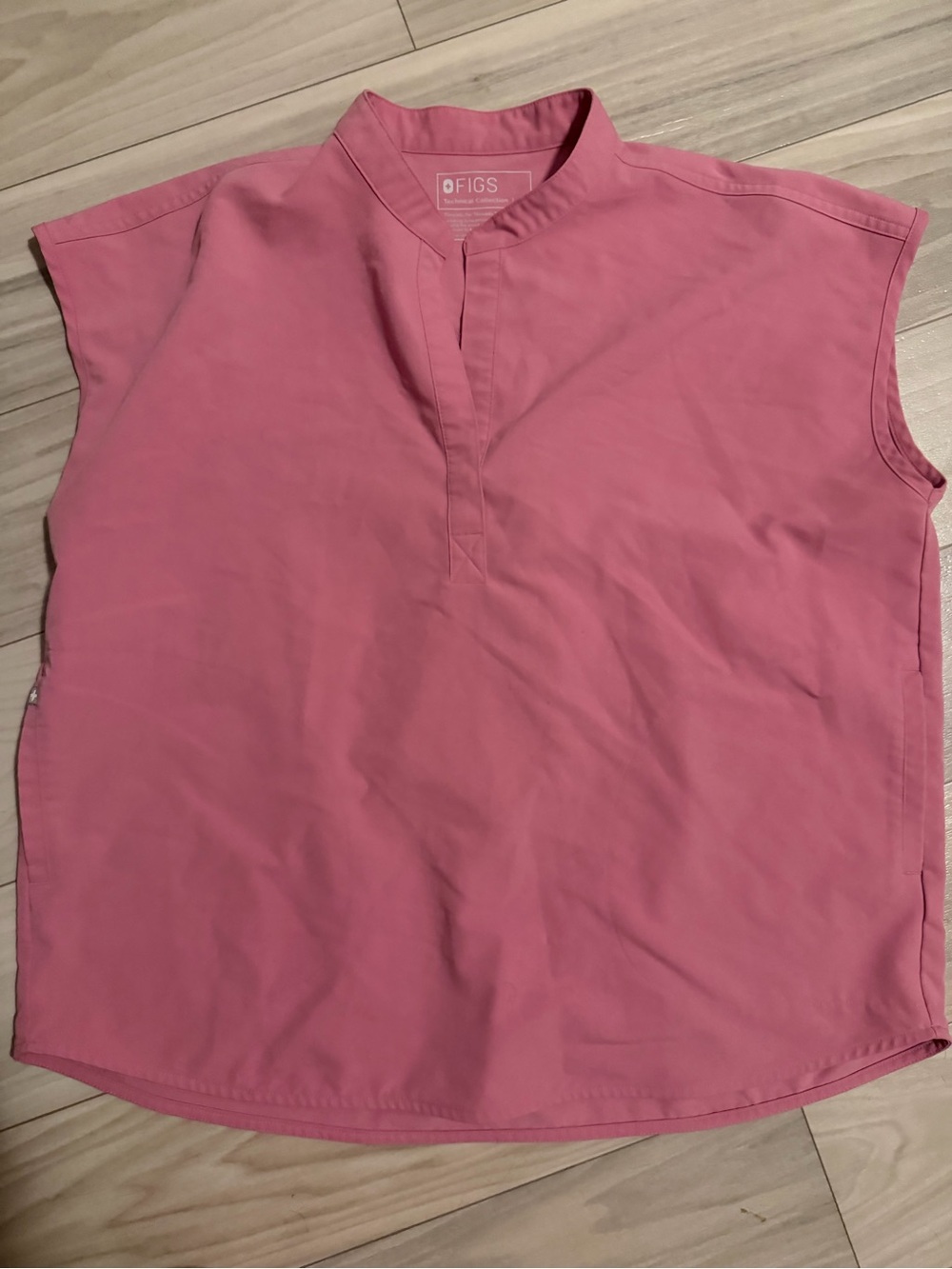 FIGS chalk Pink Sleeveless Medical Top